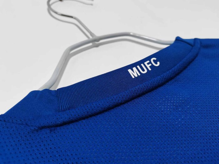 08-09 Manchester United Second away Retro Jersey
