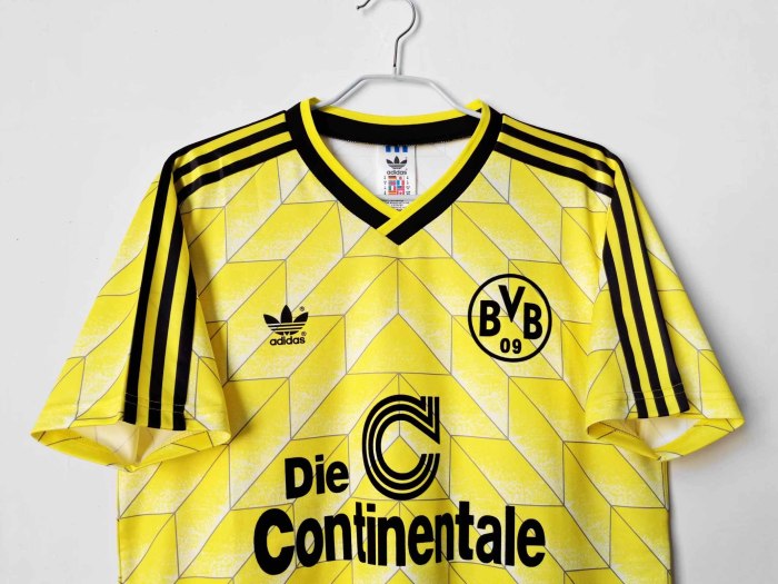 1988 Borussia Dortmund Home Retro Jersey