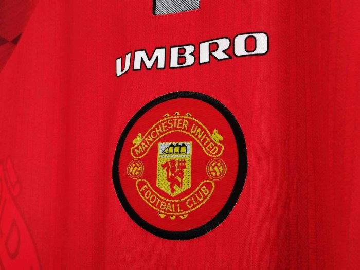 Long sleeve 96-97 Manchester United Home Retro Jersey
