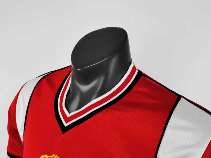 1985 Manchester United Home Retro Jersey
