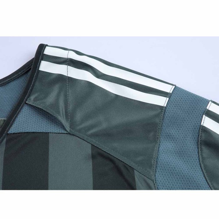 04-06 Newcastle United Away Retro Jersey