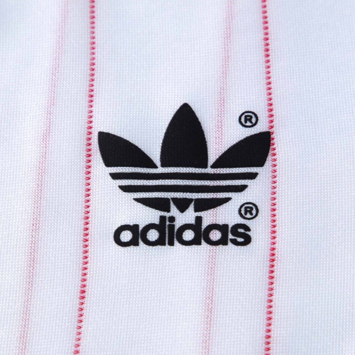 1982 Poland Home Retro Jersey