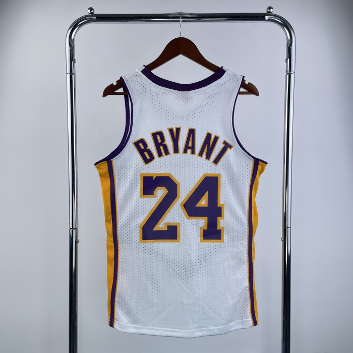 Heat Transfer  NBA Retro Los Angeles Lakers Kobe Bryant Mitchell & Ness 2009-10 White Hardwood Classics Swingman Jersey