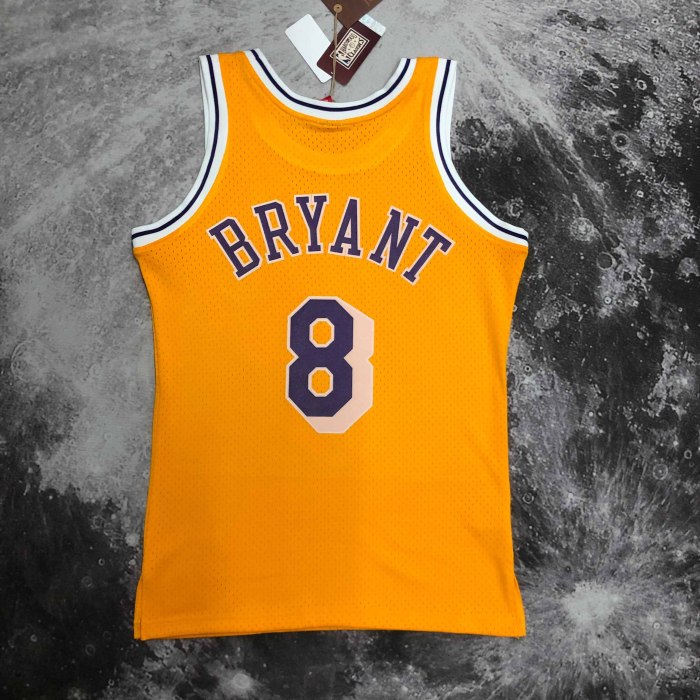 Heat Transfer Retro NBA Los Angeles Lakers 1997 Kobe Bryant Yellow Jersey