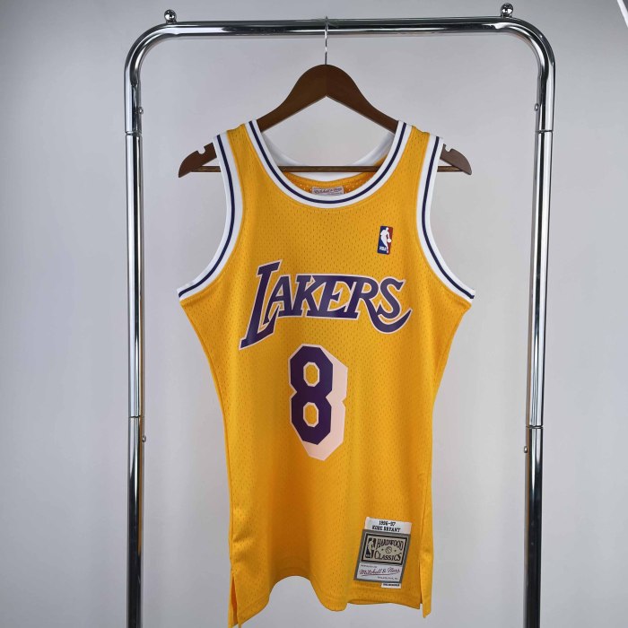 Heat Transfer Retro NBA Los Angeles Lakers 1997 Kobe Bryant Yellow Jersey