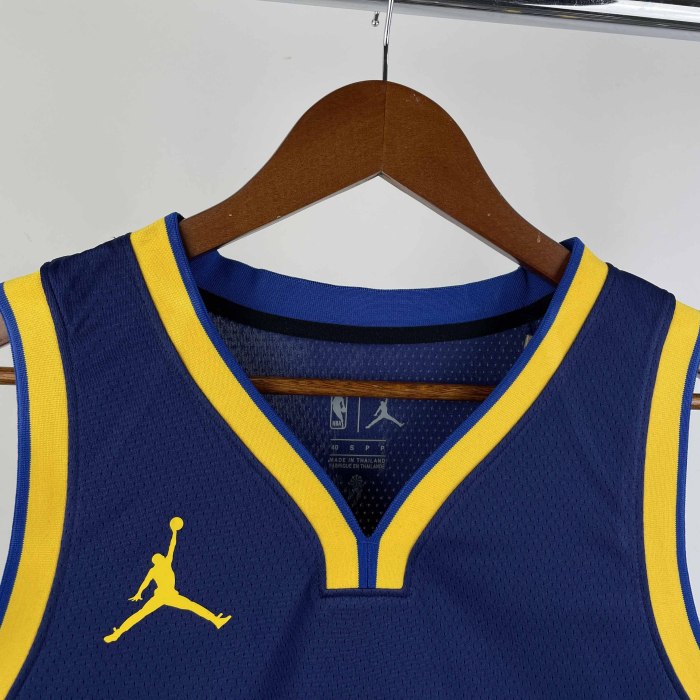Heat Transfer 2023 Golden State Warriors Chris Paul Flying man limited Dark blue Jersey