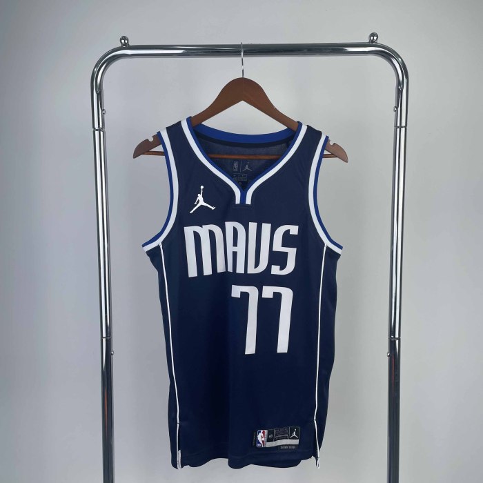 Heat Transfer Dallas Mavericks Luka Doncic 2022-23 Jordan Brand Statement Edition Swingman Jersey