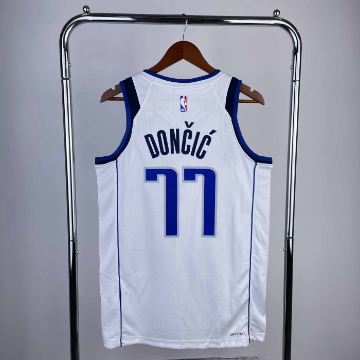 Heat Transfer Dallas Mavericks Luka Doncic 2022-23 Association Edition White Swingman Jersey