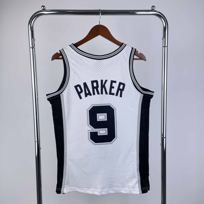 Heat Transfer San Antonio Spurs Tony Parker Mitchell & Ness 2002-03 White Hardwood Classics Swingman Jersey