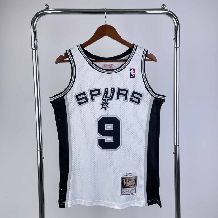 Heat Transfer San Antonio Spurs Tony Parker Mitchell & Ness 2002-03 White Hardwood Classics Swingman Jersey
