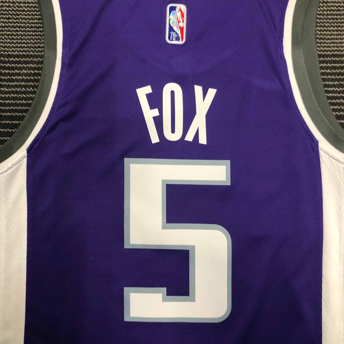 Heat Transfer Sacramento Kings De'Aaron Fox  75th Anniversary Purple Jersey