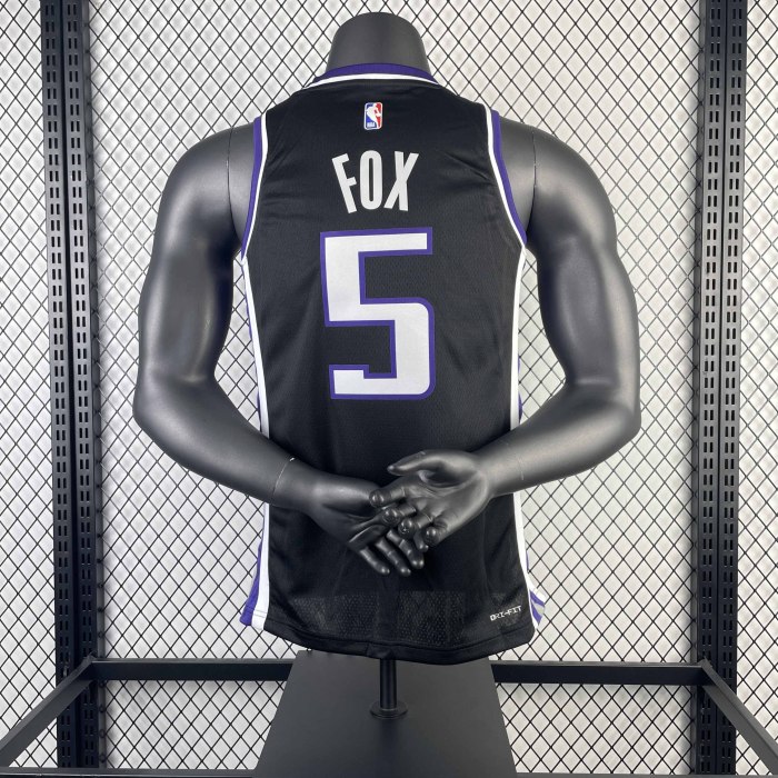 Heat Transfer 2024 Sacramento Kings De'Aaron Fox Away Black Jersey