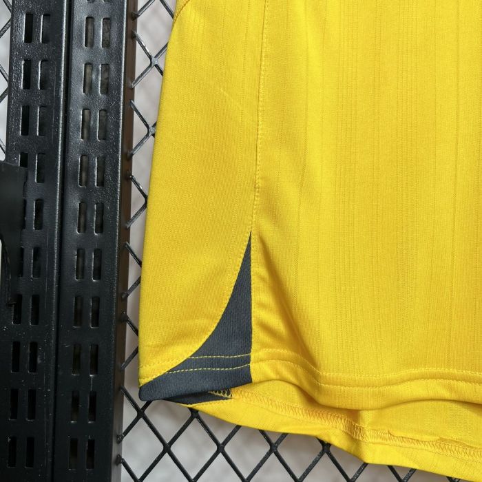 05/06 Arsenal Away Retro Jersey
