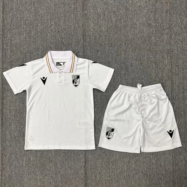 Kids kit 24/25 Vitoria Guimaraes Home Thailand Quality