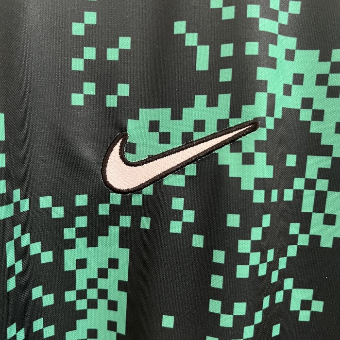 24/25 Sporting Lisbon Training Jersey