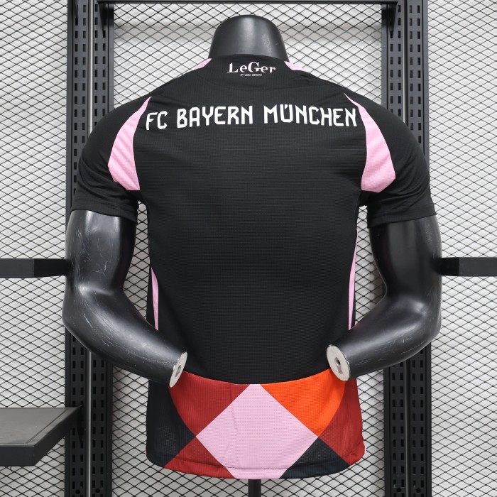Player Version 25/26 Bayern Munich Training Jersey