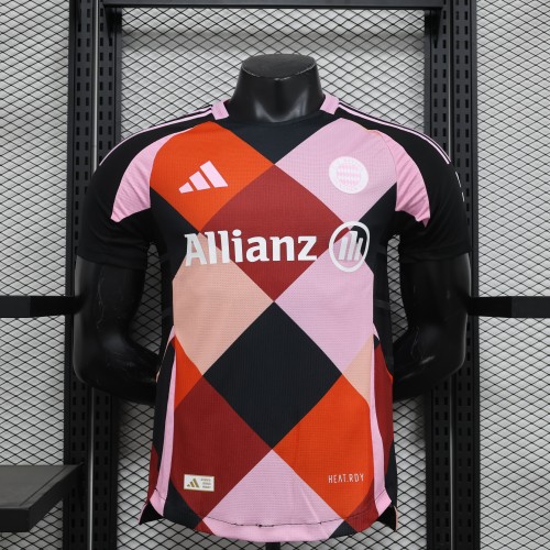 Player Version 25/26 Bayern Munich Training Jersey