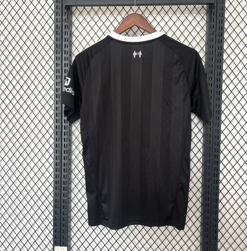 25/26 Liverpool Black Goalkeeper jersey