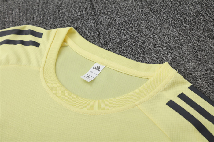 Kit 25/26 Real Madrid Yellow Training Set Football Shirt + Short