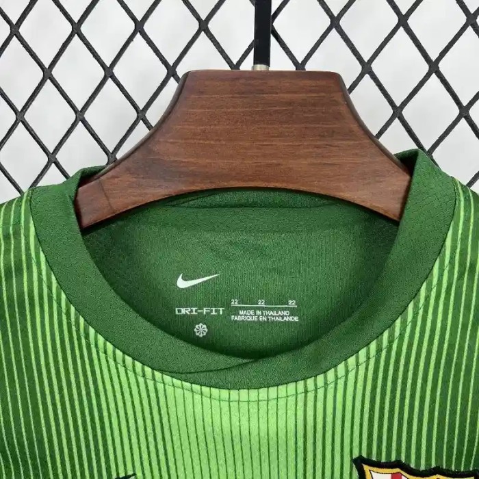 Barcelona 25/26 Green Goalkeeper Jersey – Kids Kit