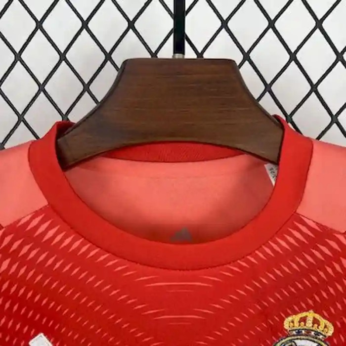 Real Madrid 25/26 Red Goalkeeper Soccer Jersey- Kids Kit