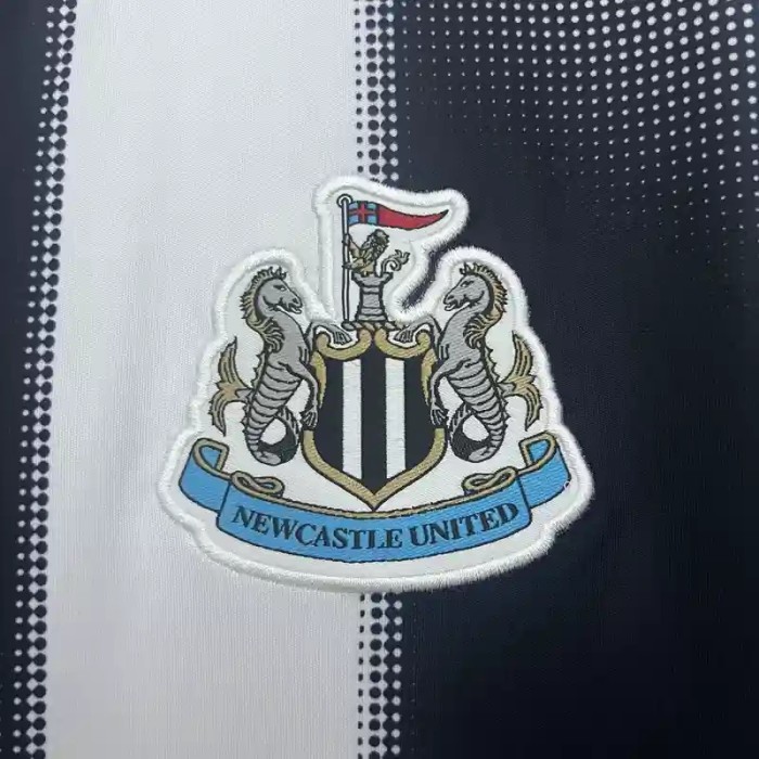 Newcastle United 25/26 Home Soccer Jersey - Fan Version