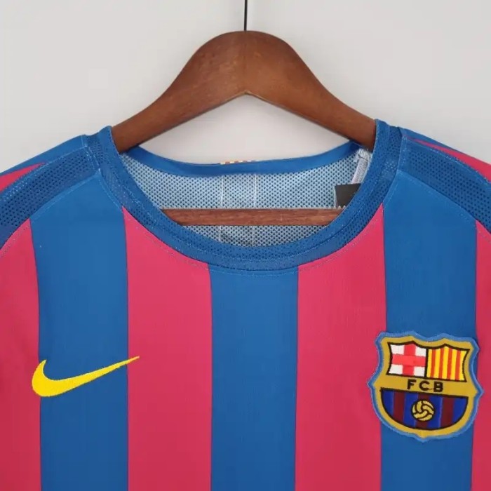 Long Sleeves Barcelona 2005-06 Home Retro Soccer Jersey- Fan Version