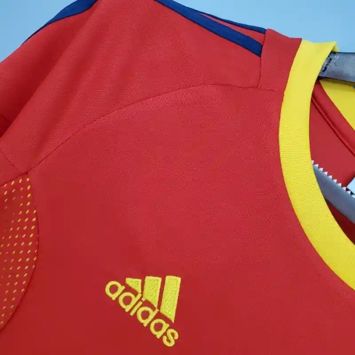 Spain 2002 Home Retro Soccer Jersey - Fan Version