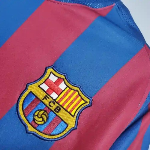 Barcelona 2005-06 Home Retro Soccer Jersey - Fan Version