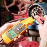 Fluke 771 Milliamp Process Clamp Meter saves you time by measuring 4-20 mA signals without breaking the loop