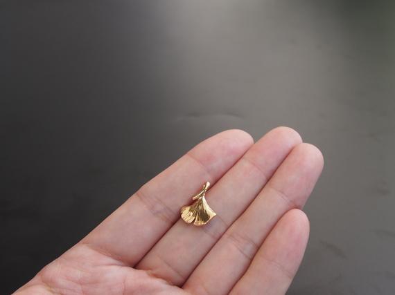 24K Gold Color Plated   Brass Ginkgo Leaf Charm Pendant Spacer bracelet necklace loose bead (#10001029)