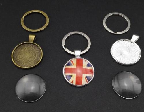 ON SALE - 10 sets Photo Keychains DIY Kit - blank round 1 inch (25mm) 0r 30mm bezel setting with glass cabochon and key ring