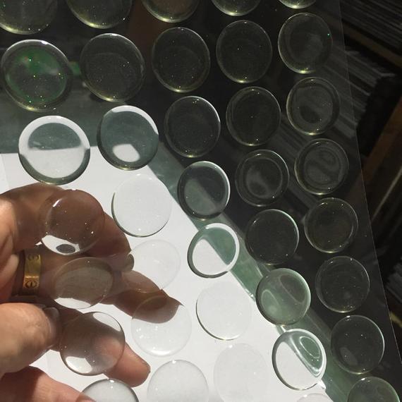 1inch Round 3D Transparent Clear Epoxy Adhesive Circles Bottle Cap Stickers Resin Bottle Caps Crafting DIY,  3D visual effects
