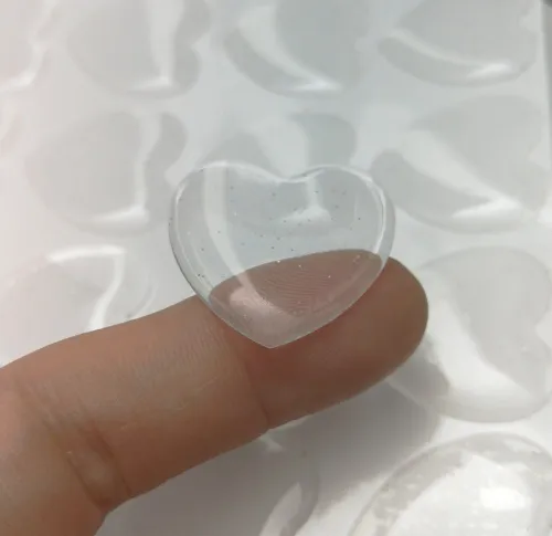 ON SALE-20 or 50pcs 1 inch (2.54cm) High Quality Heart Glitter Stickers Epoxy Adhesive Seal for Bottle Cap and Pendants
