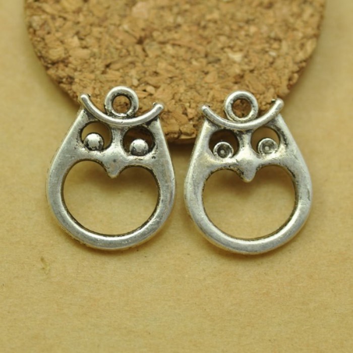 10pcs Antique Tibetan Silver Tone Owl Charms Pendants Findings (#3010291)