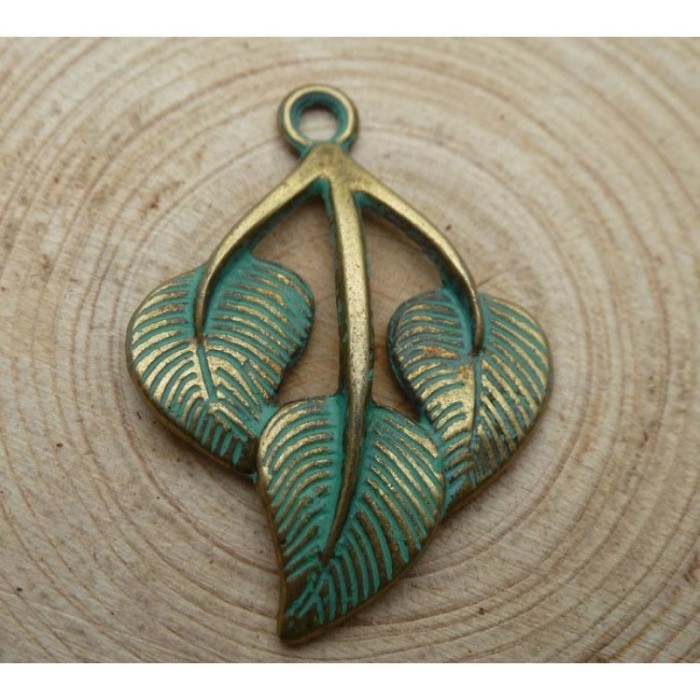 15PCS 31*22mm Leaves Pendant Necklace – Verdigris Leaf - Antique Style Nature Necklace