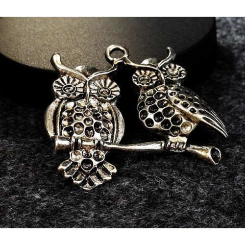 2pcs Antique Tibetan Silver Tone Owl couple on the branch Charms Pendants Findings (#3010289)