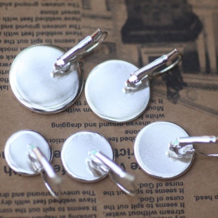 20pcs 20mm Silver bezel Earring Blanks /earring base, earring base settings (3010383)
