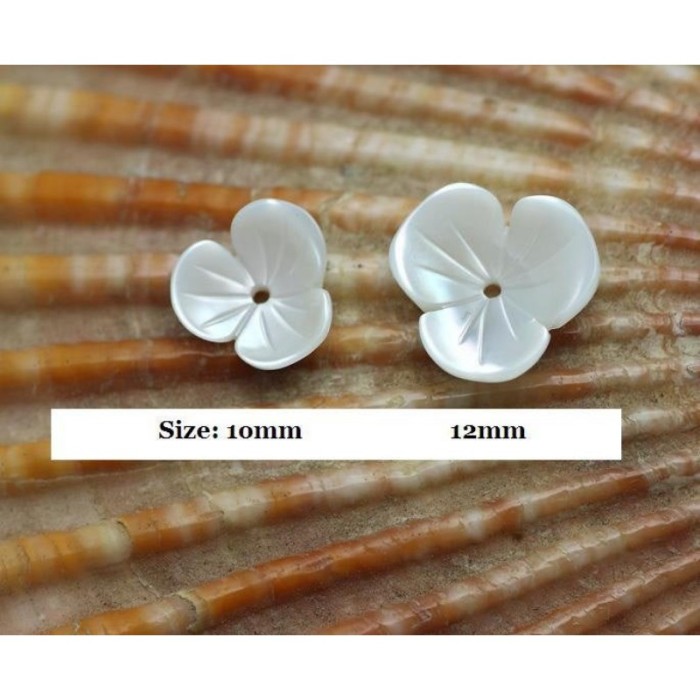 6pcs White or Pink natural mother of pearl Flower shell beads, Flower shaped shell beads, MOP charm, Natural shell charm, central hole