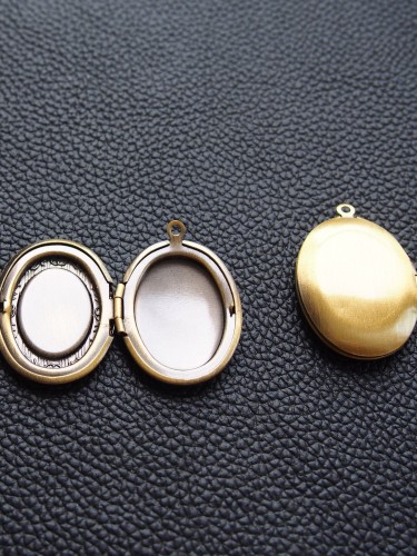 5PCS Oval Photo Locket for 13 x 18mm settings, Photo Locket Pendant (#5010002)