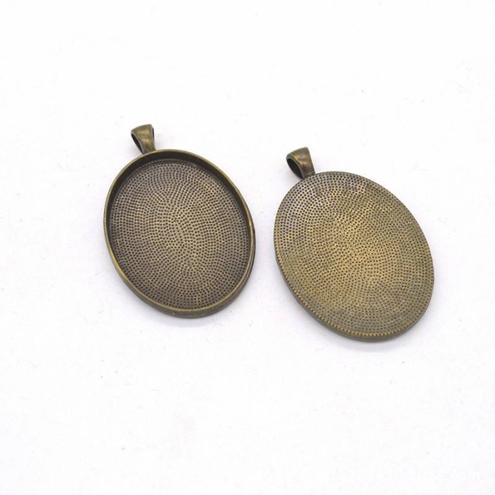 10pcs 40 x 30mm Antique Bronze Cabochon Pendant Base, Oval pendant setting (3020001)