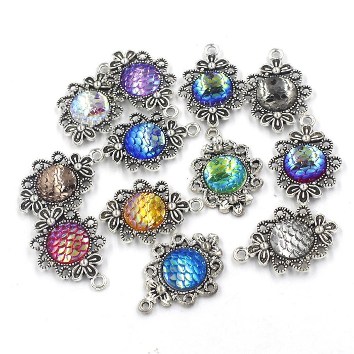 wholesale.12mm Mermaid silver charms, Mermaid scale, Holographic pendants, silver mermaid, dragon skin pendant, snake skin charm
