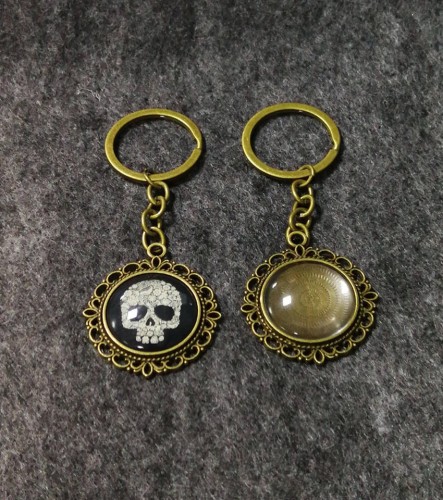 ON SALE - 10 sets Photo Keychains DIY Kit - blank round 1 inch (25mm) or 20MM bezel setting with glass cabochon and key ring