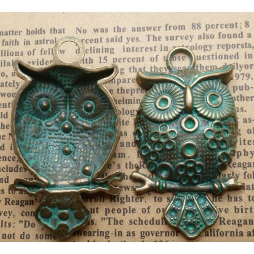 Owl pendant ,Verdigris Patina Grungy Owl Head Stamping, owl bracelet,Vintage Zinc Alloy owl necklace Charms ,DIY Jewelry Findings,wholesale