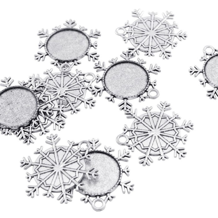 30PCS 25mm 1 inch Snowflakes Cabochon Pendant Base, pendant setting