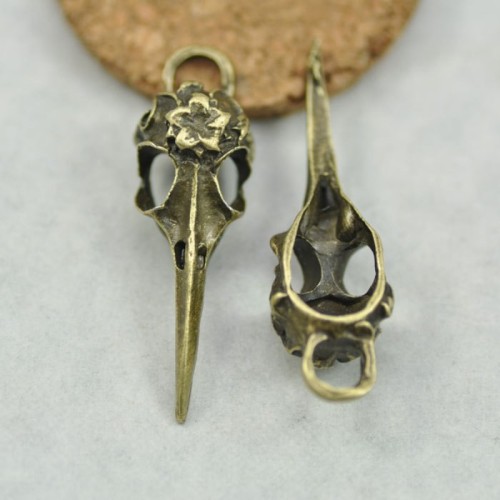 5pcs Antique Bronze Bird Skull Charms Pendants Findings (#3010049)