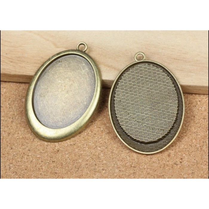 10pcs 40 x 30mm Antique Bronze Cabochon Pendant Base, Oval pendant setting, Oval Pendant Trays, Bezel Cabochon Settings L001