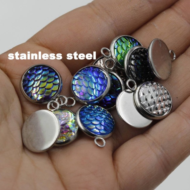 wholesale 12mm stainless steel Mermaid silver charms, Mermaid scale, Holographic pendants, silver charm, silver mermaid, dragon skin pendant