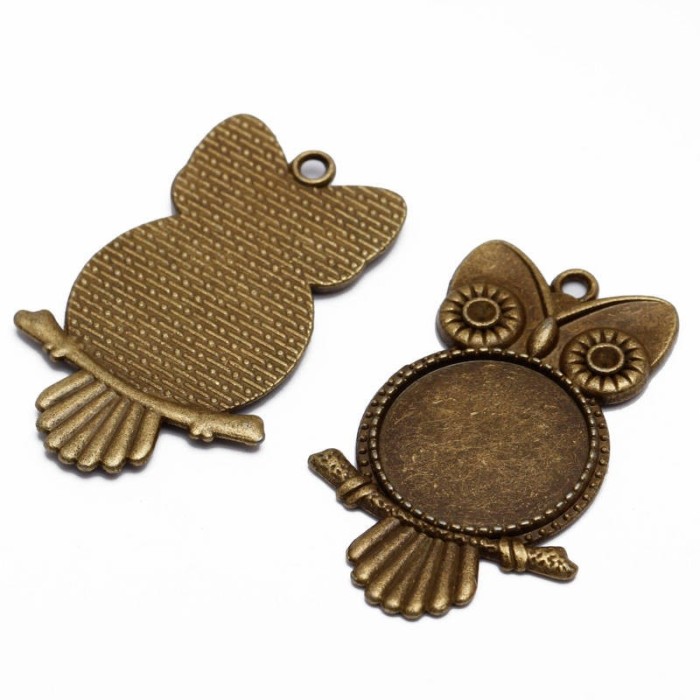 10pcs 25mm Antique Bronze Cabochon Pendant Base, Owl Shape round pendant setting (3020008)