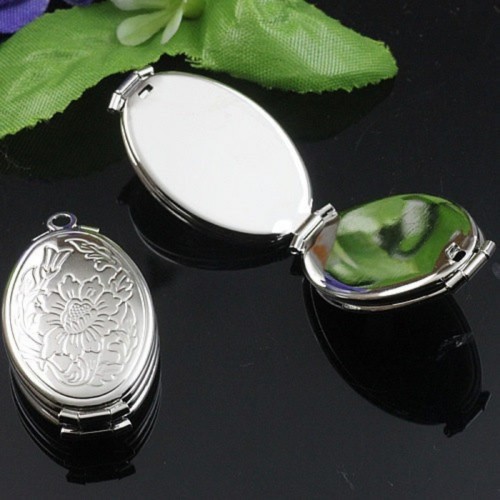 3PCS Silver Oval 4 Photo Locket, Photo Locket Pendant (#5010016)